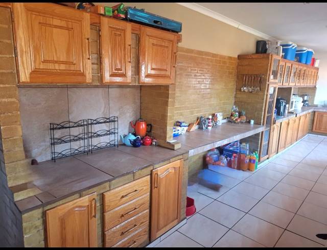 17,131M² SMALLHOLDING FOR SALE IN HILLSIDE